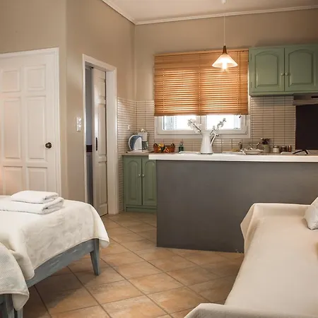 Philoxenia Anemomilos *